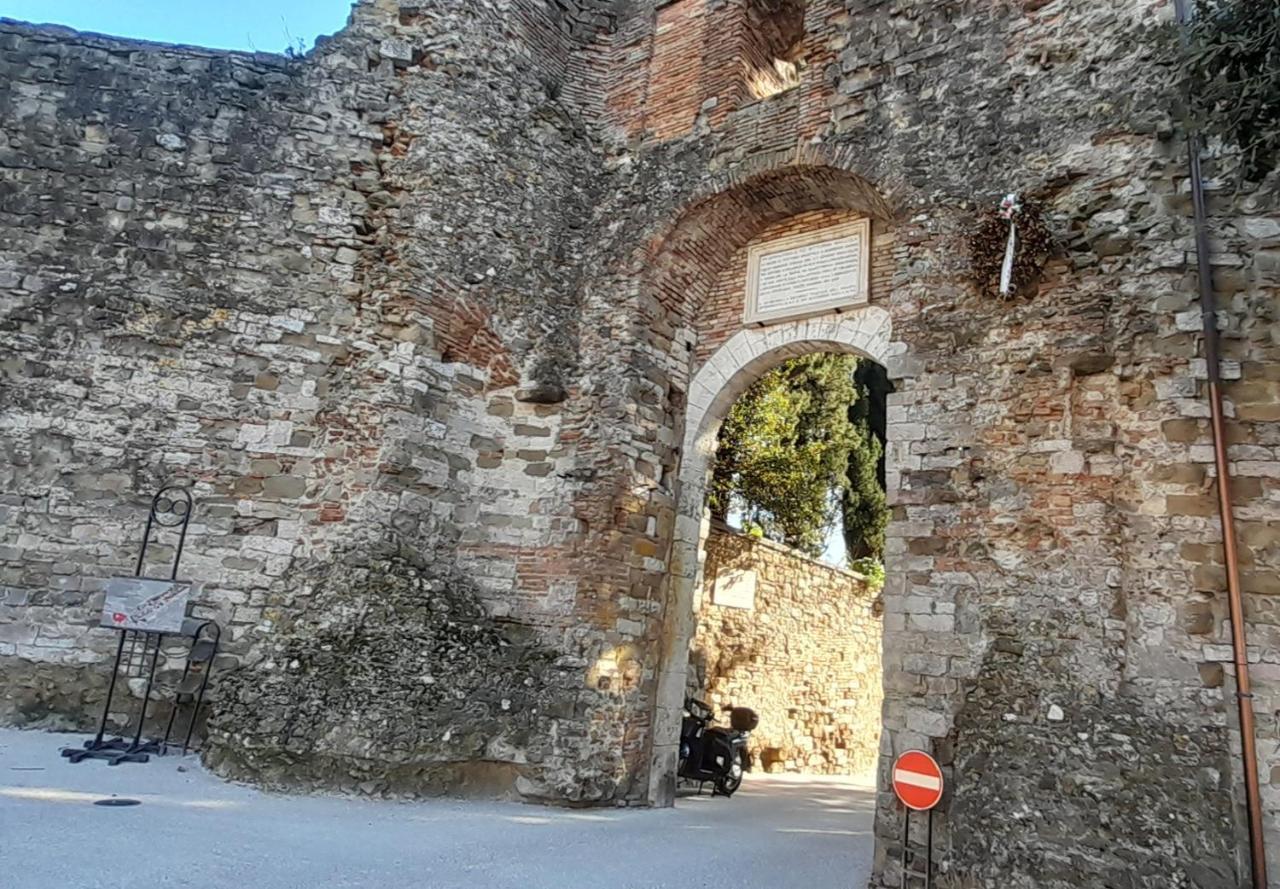شقة La Casa Dei Bersaglieri بيرودجا المظهر الخارجي الصورة